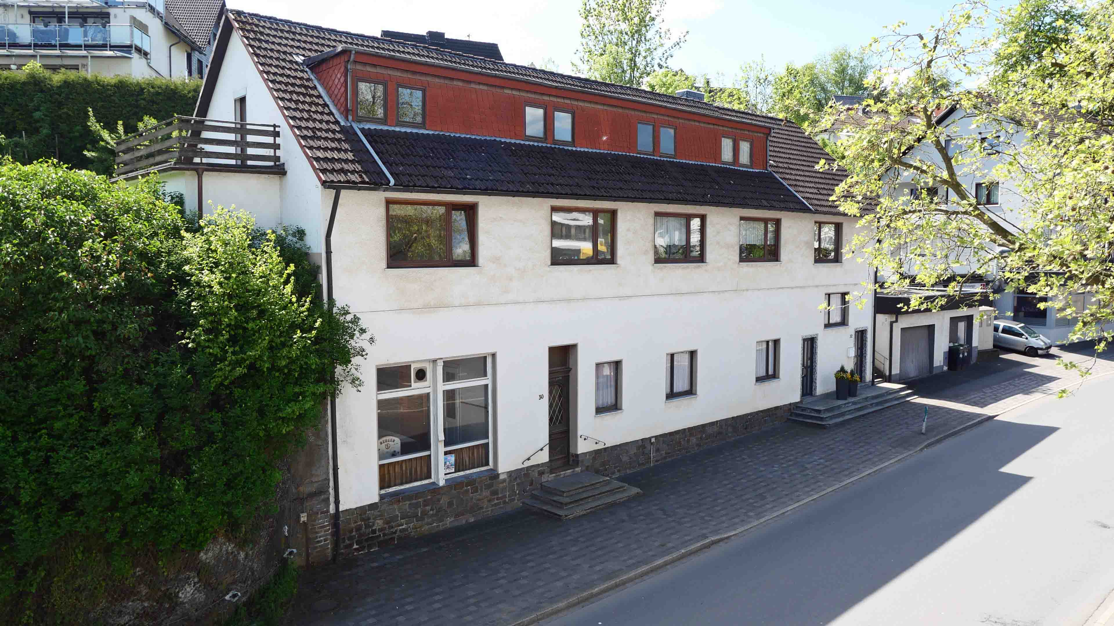 281 2-307 - Morsbach-Zentrum: Da locken Preis und Lage!