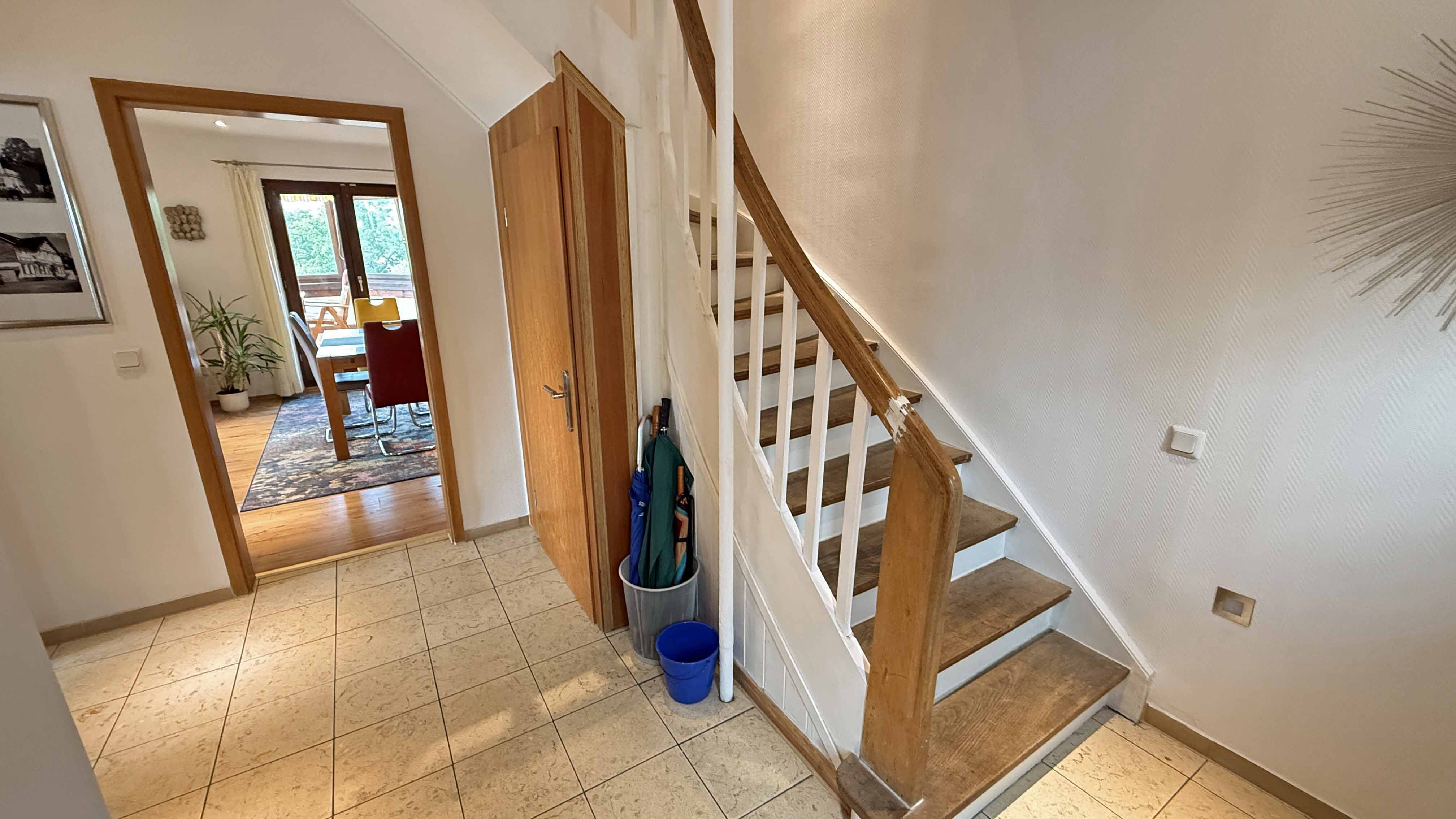 Reichshof-Denklingen: Perfekt für zwei Generationen, Haus II, 2010 komplett modernisiert