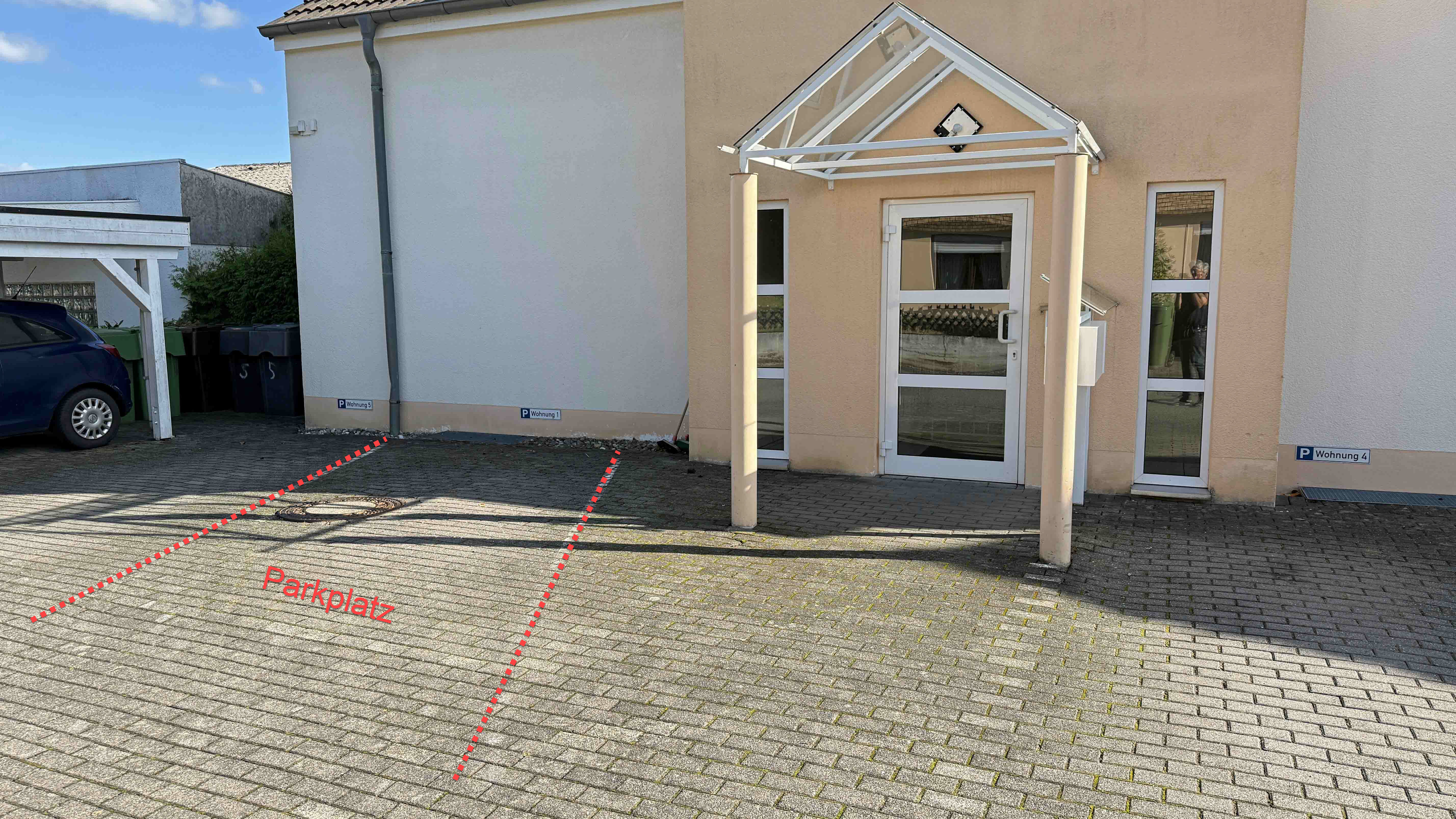 Verkauft - Waldbröl: Apartment mit Terrasse zentral und ruhig gelegen, Pkw-Parkplatz direkt am Eingang (im Kaufpreis enthalten)