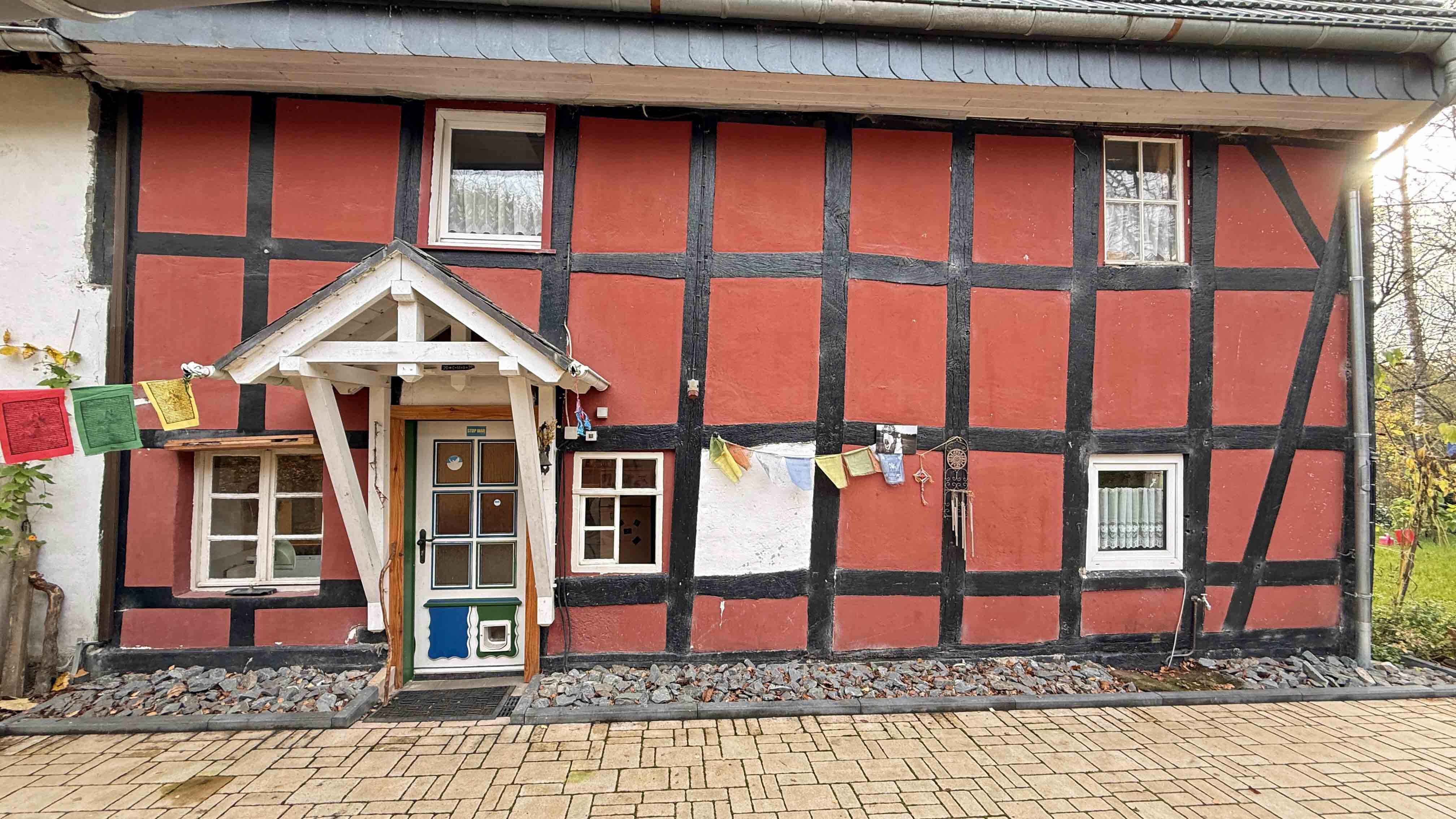 393 2-456 - Ruppichteroth: Charmantes Öko-/Fachwerkhaus mit Dachatelier