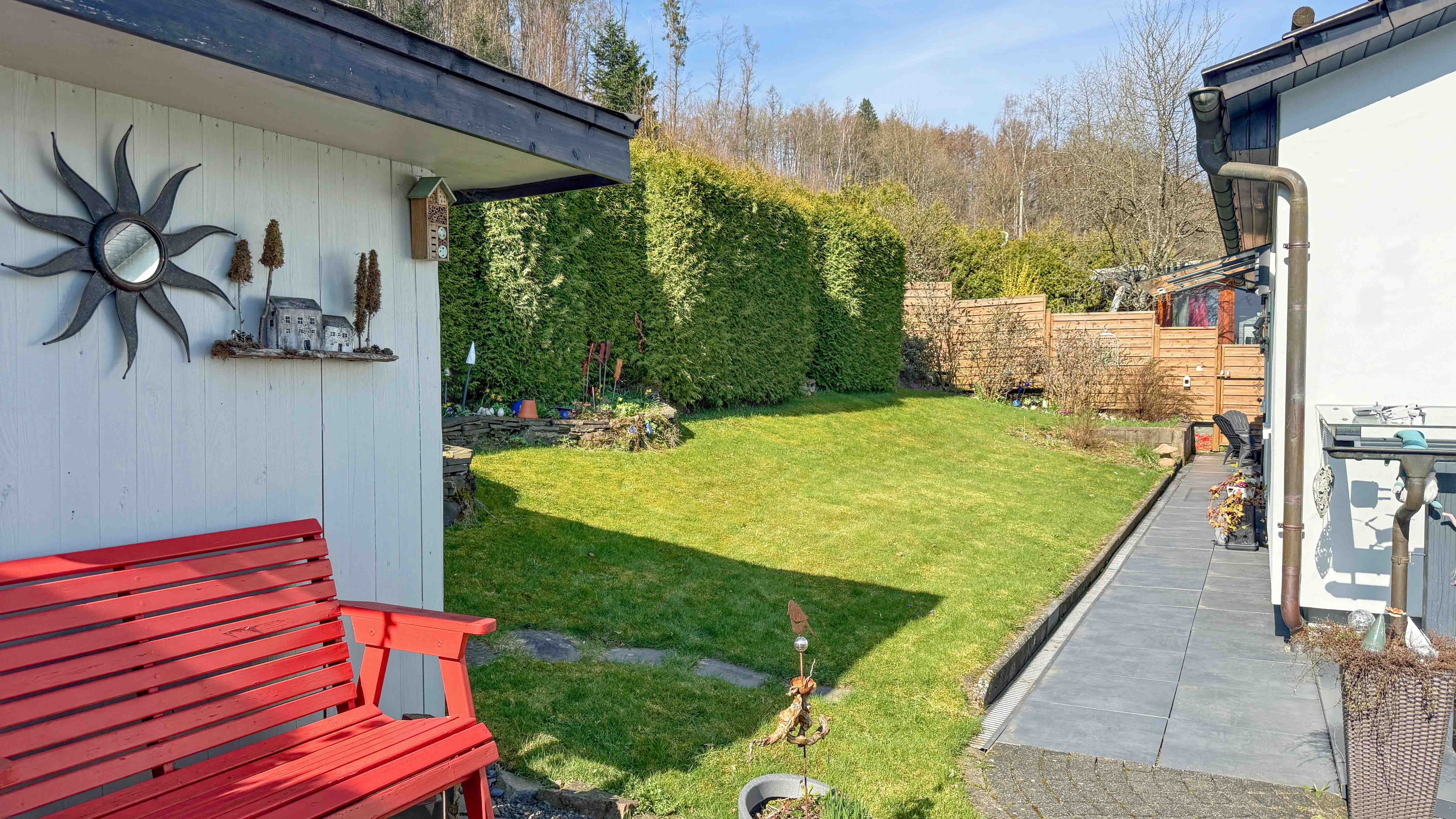 Morsbach-Böcklingen: Top gepflegtes kleines Idyll mit Panorama-Logenplatz, Top gepflegtes, kleines Grundstück und top...